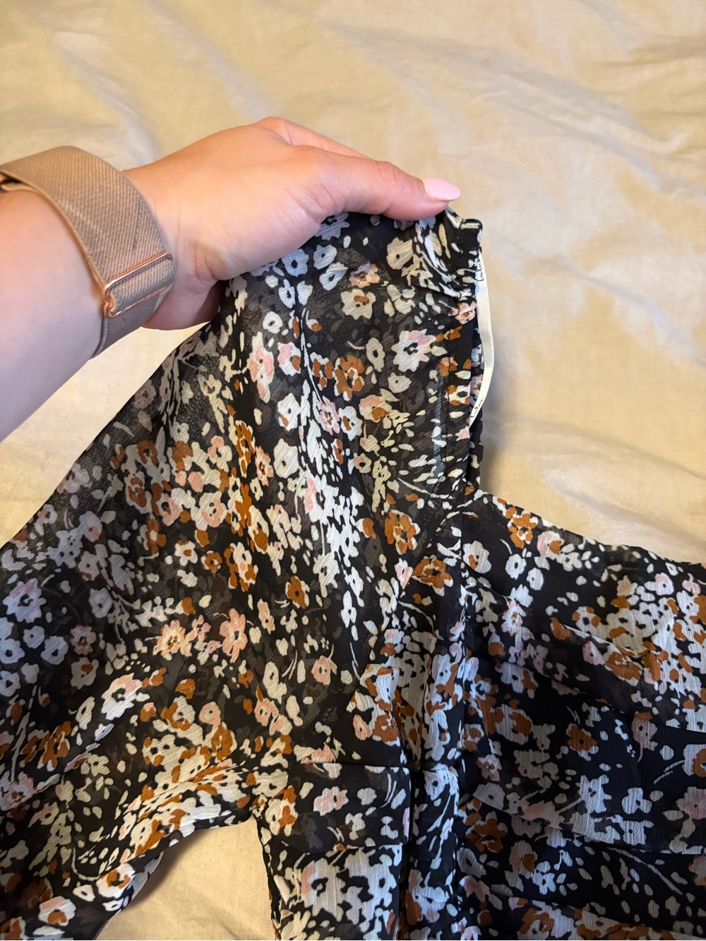 Lulu's Black Floral Square-Neck Puff Sleeve Crop Top - Picture 7 of 16